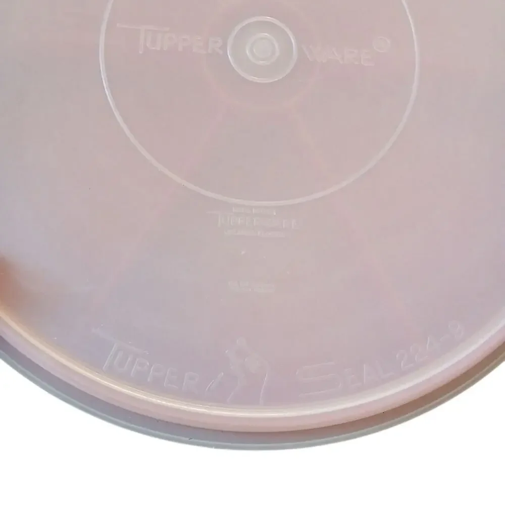 Vtg Tupperware 12